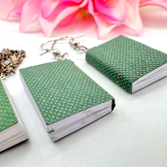 Books Real Paper Earrings Pendant Set Teacher Librarian Whimsical Unique Unusual - Picture 3 of 11